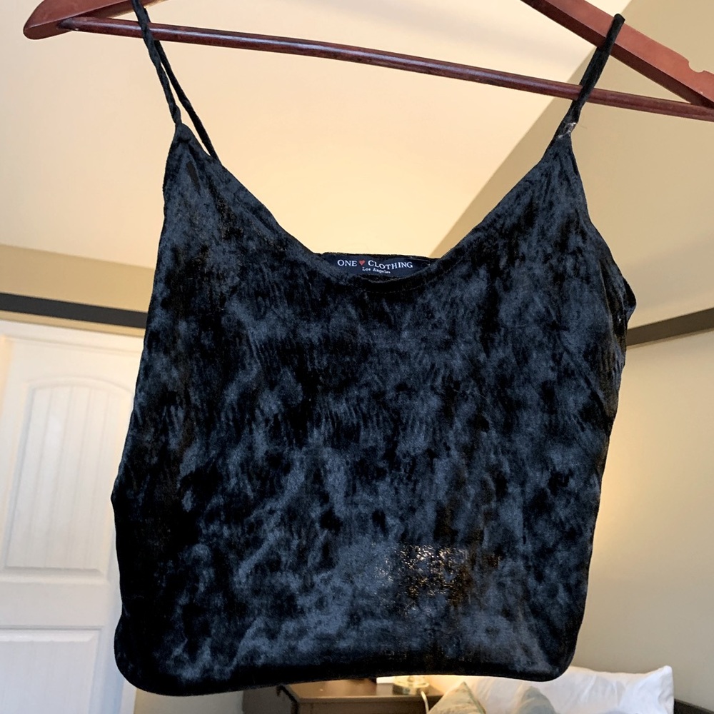 SIZE XS  BLACK VELVET ONE CLOTHING LOS ANGELES CROP TOP